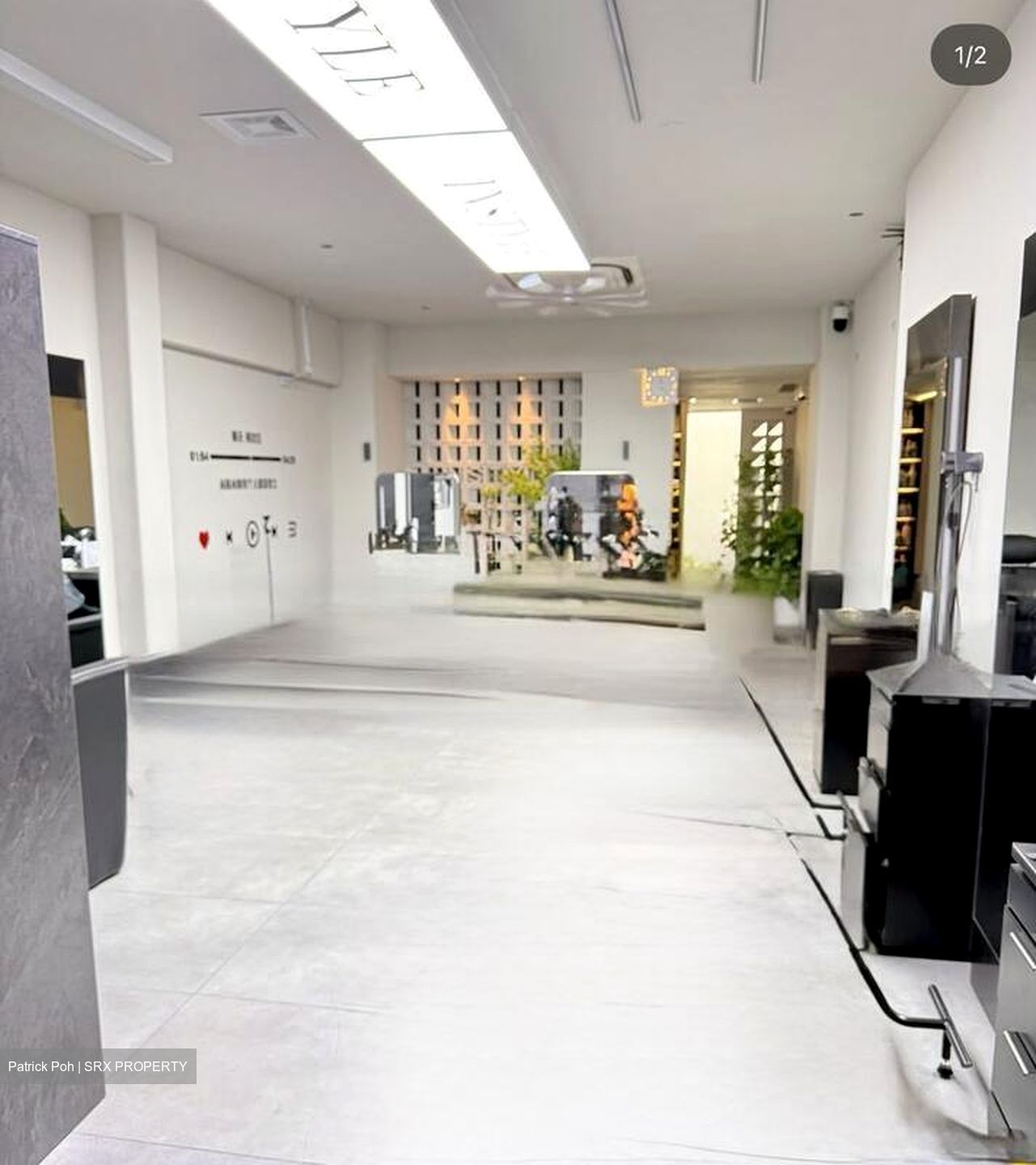 Victoria Street (D7), Retail #466413241